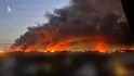 Nga tấn Ukraine, sân bay Kiev bốc cháy
