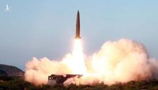 Triều Tiên phóng hàng loạt tên lửa chưa từng xuất hiện