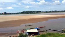 Sông Mekong ‘hết nước’, người miền Tây ngóng lũ từng ngày