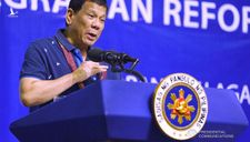 TT Duterte thách Mỹ: Đưa súng ống đến, bắn Trung Quốc trước đi, tôi theo sau