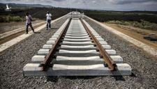 Quốc gia châu Phi “dở khóc dở cười” vì dự án đường sắt của Trung Quốc