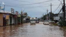 Cuộc sống người dân Phú Quốc bị đảo lộn trong trận lụt lịch sử