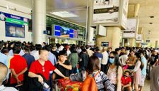 Sân bay Tân Sơn Nhất tắc từ trên trời, dưới đất gây khó cho không lưu