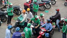 Chạy “xe ôm”, xích lô ở Hà Nội phải được cấp phép, có thẻ hành nghề