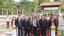 Chủ tịch Quốc hội Nguyễn Thị Kim Ngân thăm tỉnh Vientiane, Lào