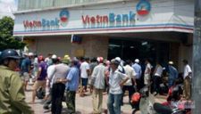 Nam thanh niên cầm súng táo tợn xông vào cướp Ngân hàng Vietinbank ở Hà Nội