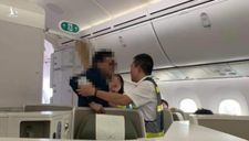 Vụ khách thương gia sàm sỡ nữ hành khách: Phạt nhân viên an ninh sây bay