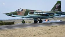 Máy bay chiến đấu Su-25 của Nga vỡ tan khi gặp nạn