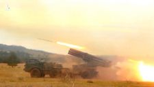 Màn khai hỏa ‘sấm sét’ hủy diệt mục tiêu của bộ ba tên lửa mặt đất Nga