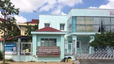 Chủ tịch phường “bòn rút tiền tỷ” không dự buổi họp cách chức vì… bận đi thăm con