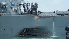 Nguyên nhân bất ngờ khiến tàu khu trục USS John S. McCain của Hải quân Mỹ bị đâm thủng
