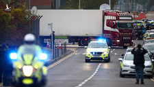 Dấu tay máu hé lộ cơn hoảng loạn trong xe tải chở 39 người ở Anh