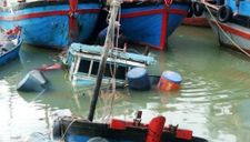 Ca nô Trung Quốc ngăn cản trục vớt tàu cá Việt Nam bị chìm ở Hoàng Sa