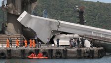 Sập cầu vòm nổi tiếng Đài Loan khiến nhiều người mất tích