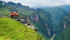 Cục Di sản văn hóa lên tiếng về tòa nhà xây trái phép ở đèo Mã Pì Lèng