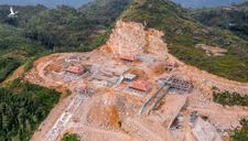 Xẻ núi xây chùa Lũng Cú, Hà Giang quả quyết ‘đúng quy hoạch’