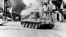 Các nữ quân nhân lái xe tăng Liên Xô khiến phát xít Đức khiếp sợ