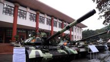 Siêu tăng T-54M vừa xuất hiện ở Hà Nội được hiện đại hóa đến mức nào?