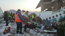 Máy bay chở 100 người rơi vỡ nát tại Kazakhstan, ít nhất 7 người thiệt mạng