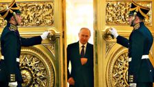 Chuyển giao quyền lực Yeltsin-Putin: Nhiều người đã bật khóc khi ông Yeltsin tuyên bố từ chức