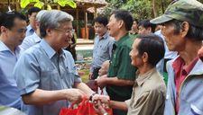 Ông Trần Quốc Vượng thăm tặng quà gia đình chính sách, người nghèo ở Đồng Nai