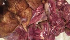 Rợn người món thịt gà tây đặc sản tràn ngập thị trường Tết