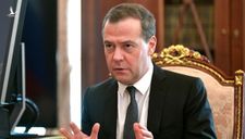 Cựu Thủ tướng Nga Medvedev: Giải tán chính phủ là chuyện bình thường