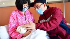 Rơi nước mắt với những hi sinh thầm lặng của y bác sĩ tại Vũ Hán