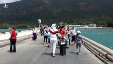 Cách ly 2 du khách người Pháp đi cùng chuyến bay với người mắc Covid-19 thứ 34 tại Bà Rịa-Vũng Tàu