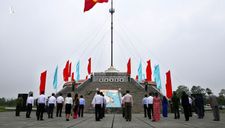 Thiêng liêng lễ thượng cờ ở đôi bờ Hiền Lương – Bến Hải kỷ niệm ngày thống nhất