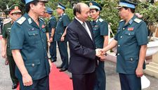 Thủ tướng thăm, làm việc với Bộ Tư lệnh Quân chủng Phòng không – Không quân