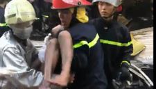 Cứu 7 người trong căn nhà bốc cháy ở Sài Gòn: Một người tử vong, con gái nạn nhân còn nằm viện