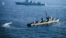 CNN: Trung Quốc ngang ngược, kéo hàng chục tàu hải cảnh lấn sâu vào quần đảo Trường Sa