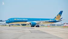 Máy bay Boeing 787-19 của Vietnam Airlines va chạm với ống lồng