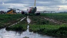 Máy bay VietJet lao khỏi đường băng, sân bay Tân Sơn Nhất tạm dừng hoạt động