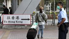 Số ca bệnh đạt kỷ lục mới, Hong Kong choáng váng trước làn sóng thứ ba