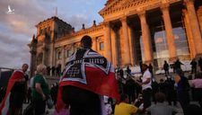 Người biểu tình Đức suýt xông vào tòa nhà quốc hội