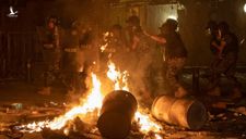Bắt 16 người liên quan vụ nổ kép ở Lebanon, người dân biểu tình bạo loạn
