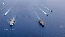 Phó đô đốc Mỹ nói gì sau khi Trung Quốc phóng tên lửa đạn đạo ở Biển Đông?