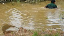 Ba nữ sinh tiểu học đuối nước tại khe suối