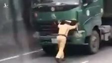 Ninh Bình bắt tạm giam tài xế đẩy cảnh sát giao thông chạy lùi trước đầu xe