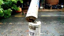 Hình ảnh cột điện không cốt thép gãy ngang trong bão số 5: Điện lực nói gì?