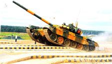 “Sư tử mơ màng chợt tỉnh giấc” – Việt Nam suýt chút nữa “lấm lưng, trắng bung” ở Tank Biathlon 2020