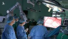 Bệnh viện Nhân dân 115 đột nhiên trả lại robot phẫu thuật giá 54 tỷ đồng