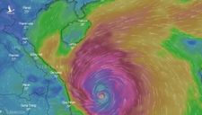6h sáng nay 28-10, bão số 9 cách Quảng Ngãi 140km, vẫn giật cấp 16