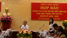 Bình Thuận: Đại biểu dự đại hội được tặng một chiếc cặp trị giá không đến 250.000 đồng