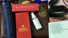 Chuyện cặp da và quà tặng đại biểu dự Đại hội Đảng bộ
