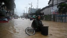 Bão Vamco tàn phá, Philippines ngập trong biển lũ