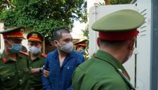 Tài xế xe Mercedes tông nữ tiếp viên Vietnam Airlines hầu tòa