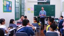 Giáo viên 8.0 IELTS vẫn chưa đủ điều kiện dạy ở Việt Nam, Bộ GD-ĐT nói gì?